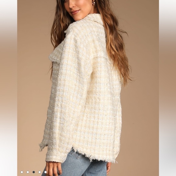 Lulu's Take Notes Ivory Plaid Tweed Shacket Fringe Trim Boucle Size Medium - Picture 2 of 9